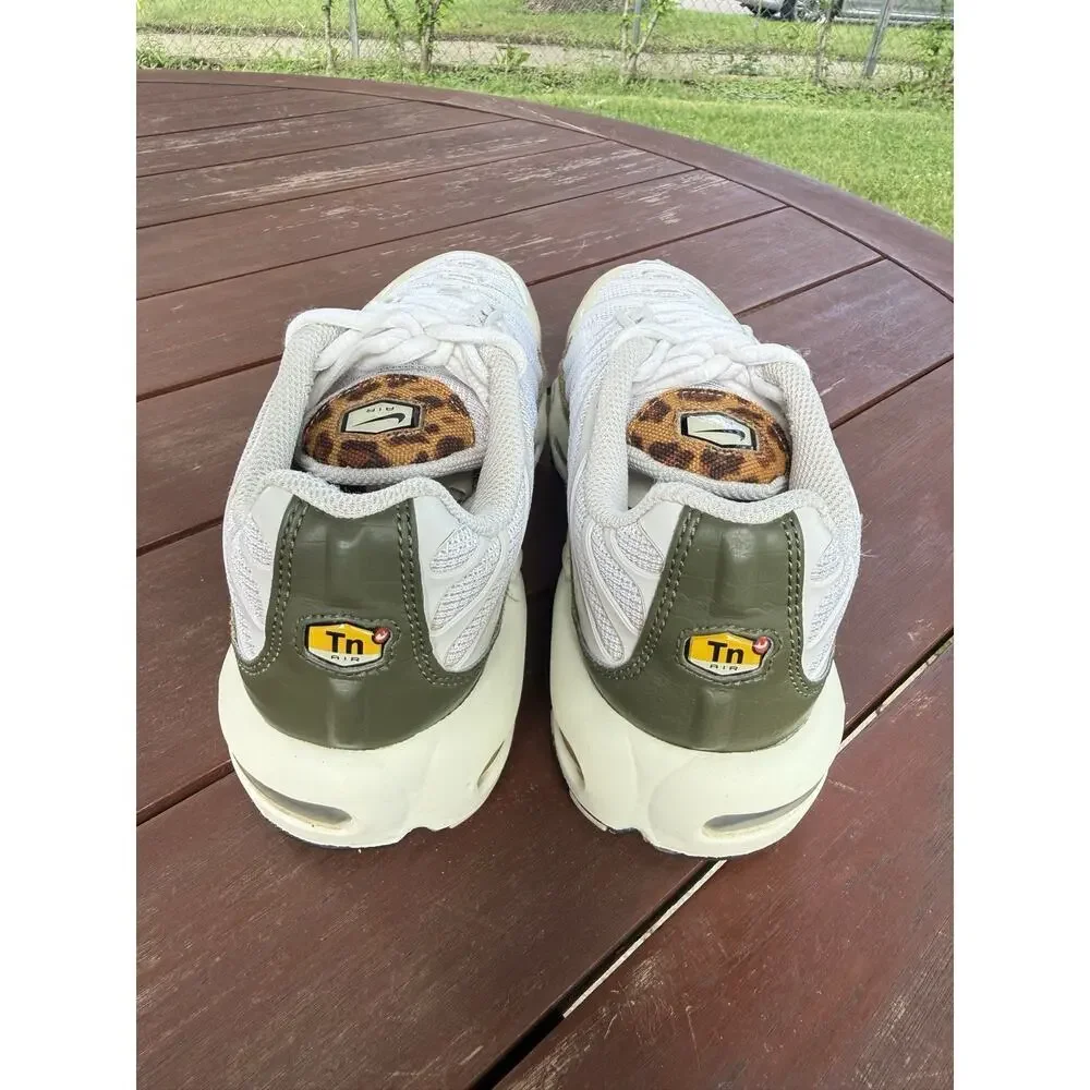 Nike Air Max Plus Shoes White Green Mesh Running Sneakers Youth Size 6Y/Women 8